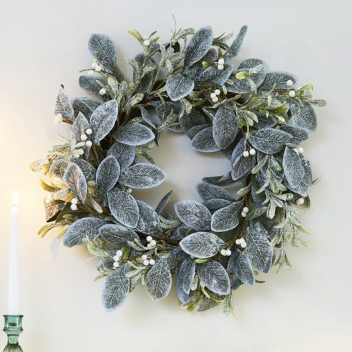 Frosted Mistletoe Christmas Wreath