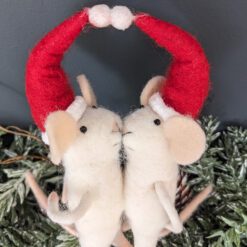 kissing mice hanging christmas decoration